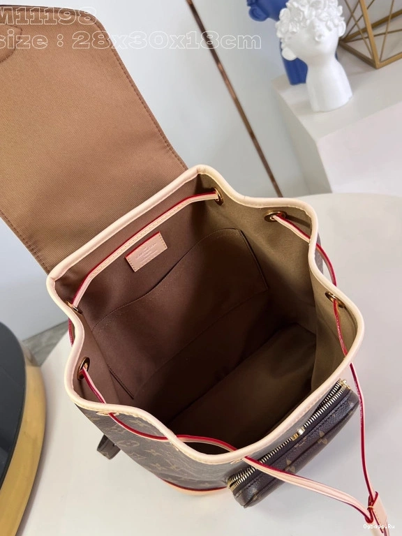 LOUIS MONTSOURIS PM VUITTON 1225